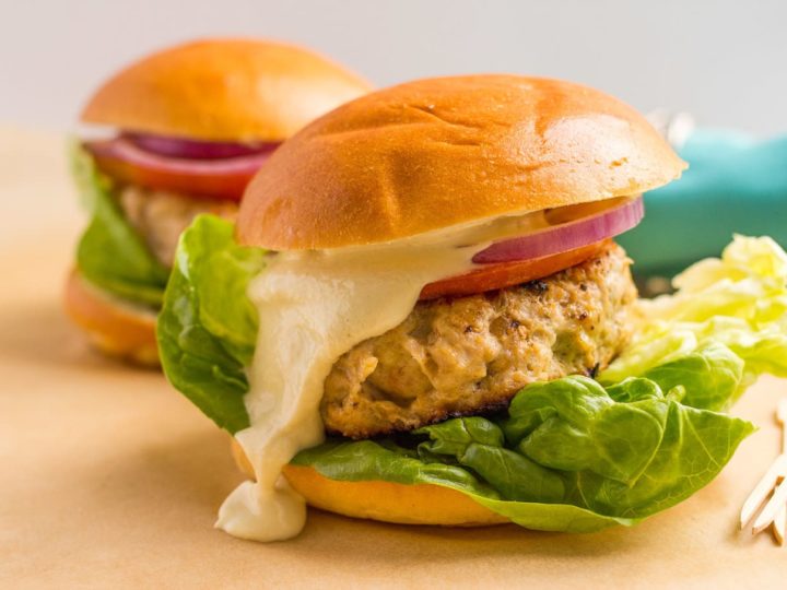 CHEESE CHİCKEN BURGER